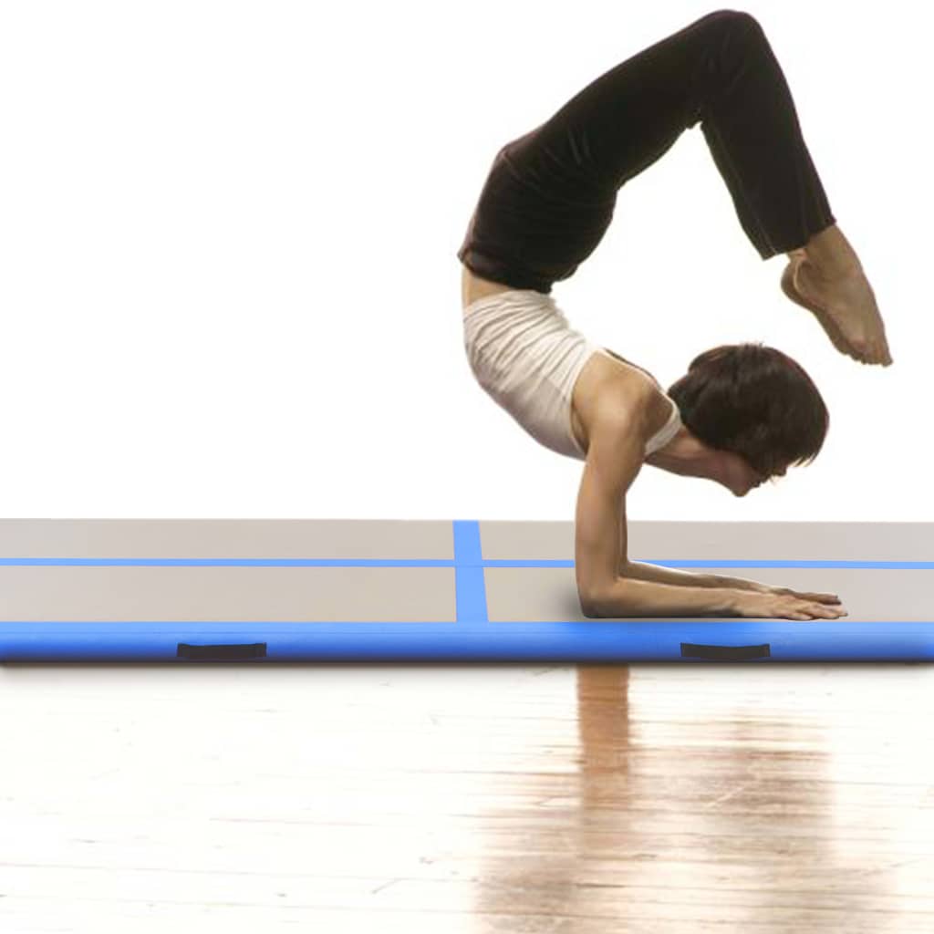Gymnastiekmat met pomp opblaasbaar 600x100x10 cm PVC blauw